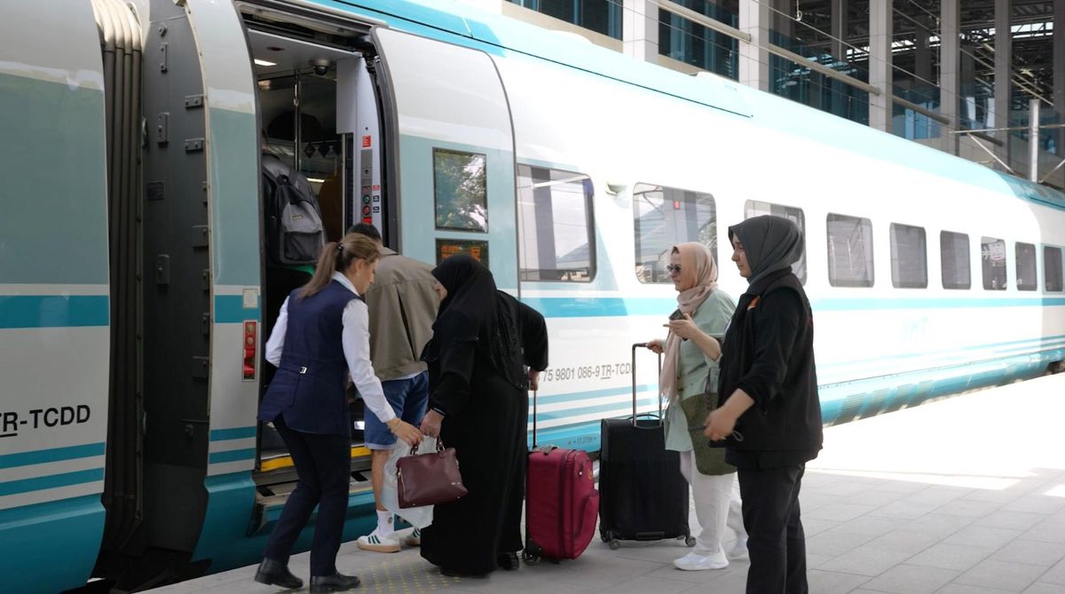 Trenlerde Bayram İçin Kapasite Artışı