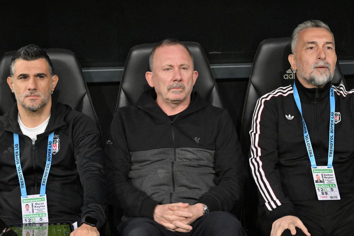Beşiktaş taraftarı Sergen Yalçın’ın yerine efsane hocayı istiyor