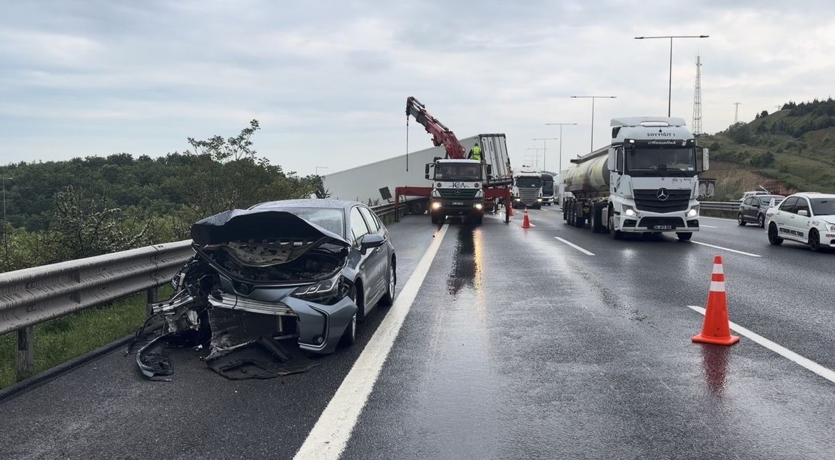 Beykoz’da Zincirleme Kaza: 3 Araç Karıştı