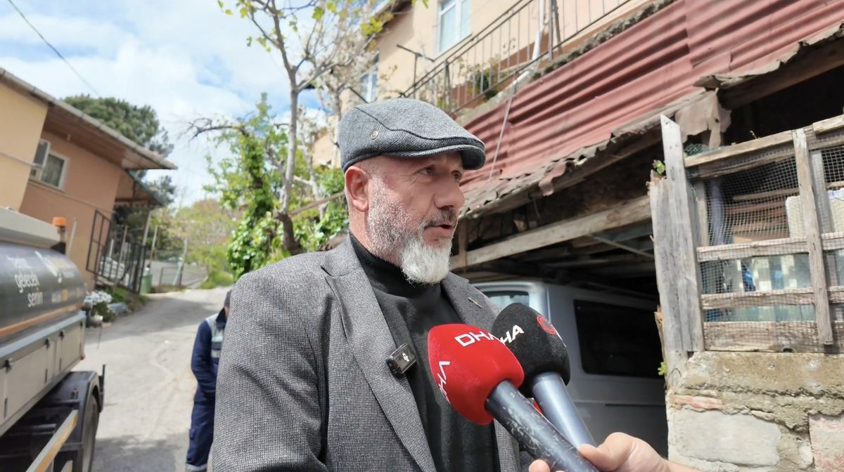 Beykoz’da 4 gündür su kesintisi yaşanan mahallede, bidonlarla kuyruğa girdiler