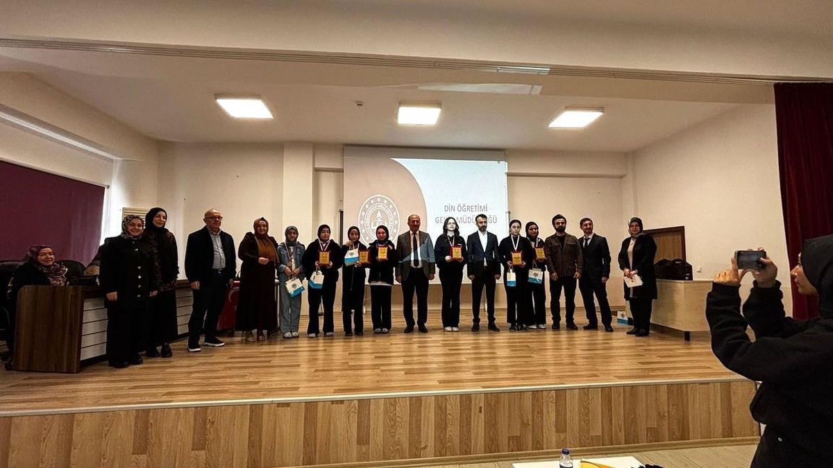Bilecik’te Kur’an Okuma Yarışması Ödülleri Verildi
