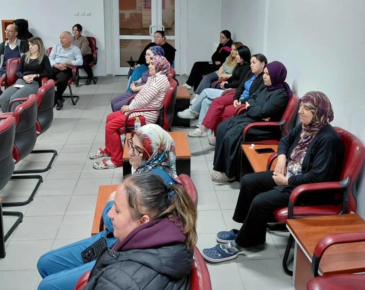 Bilecik’te Huzurevi Personeline Madde Bağımlılığı Eğitimi