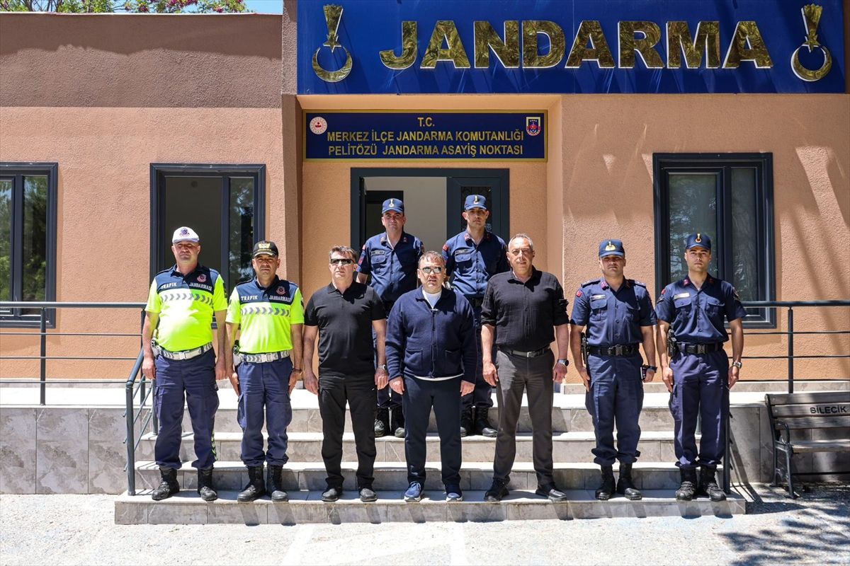 Vali Sözer Jandarmayla Bayramlaştı