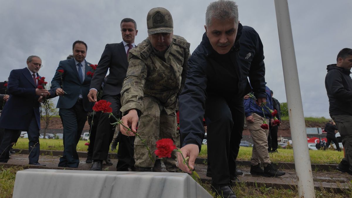 Bingöl’de 33 Şehit Asker Anıldı