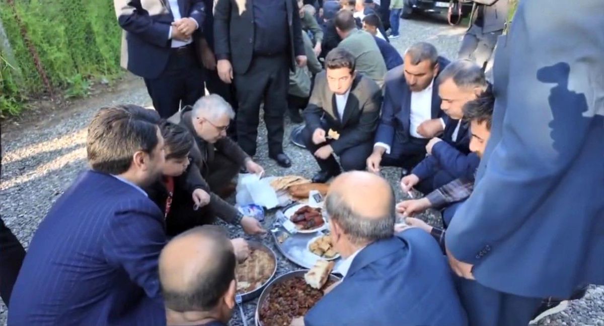 Bingöl’de asırlık “Divan” geleneği bayramda yaşatıldı