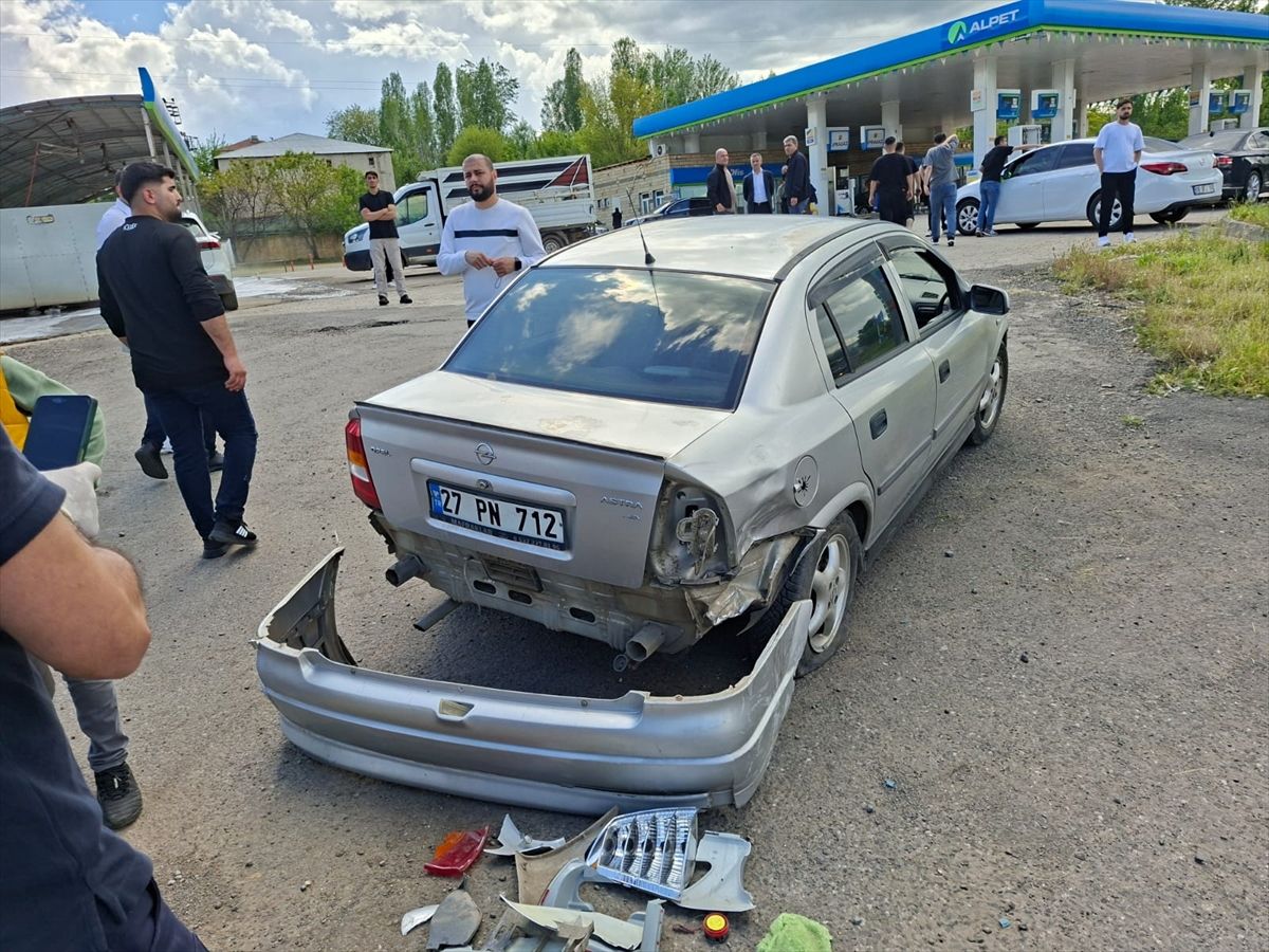 Bingöl’de İki Ayrı Trafik Kazası: 4 Yaralı