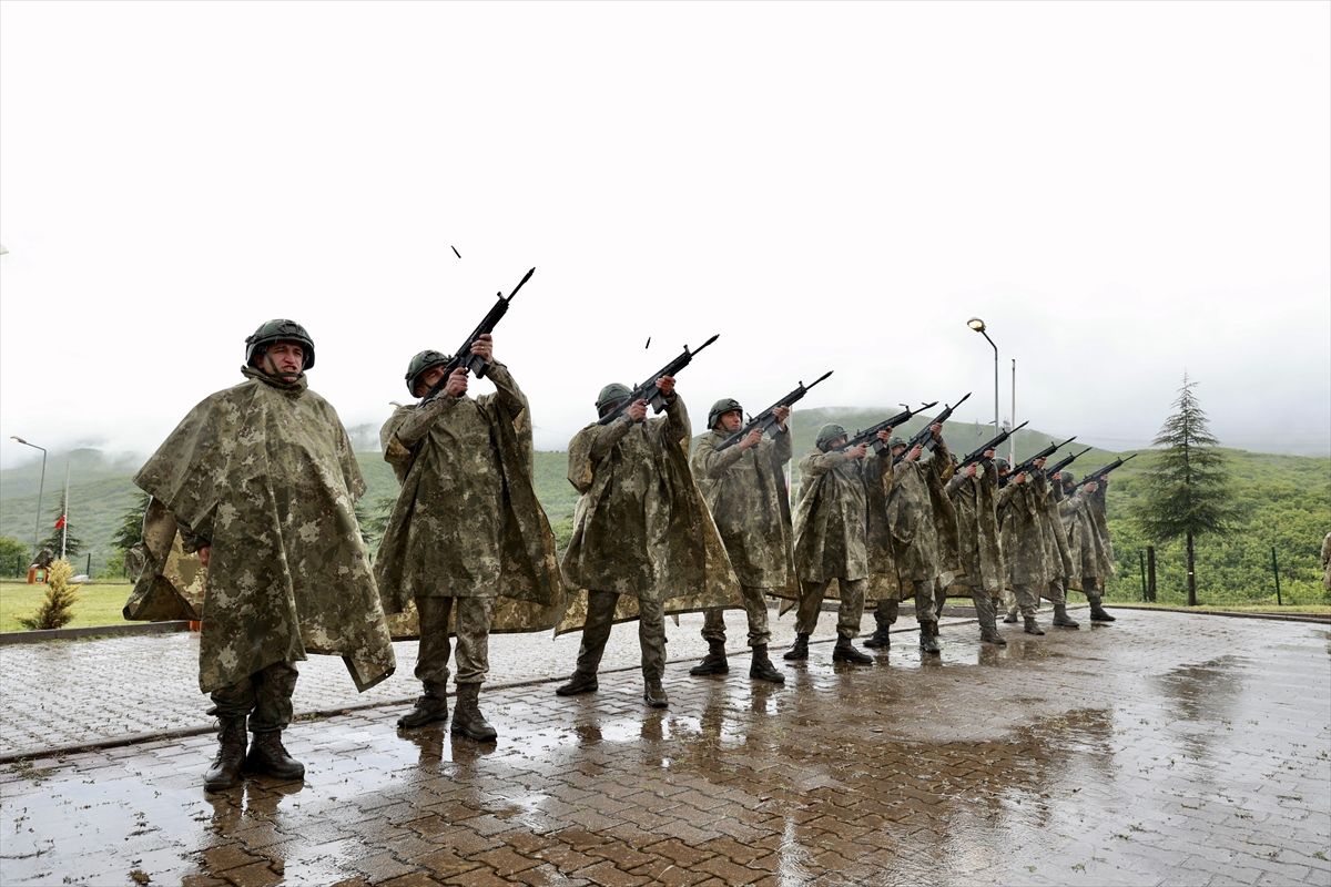33 Şehit Asker İçin Bingöl’de Anma Töreni