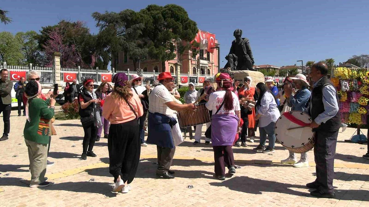 Edirne’de Kakava Şenlikleri Coşkusu