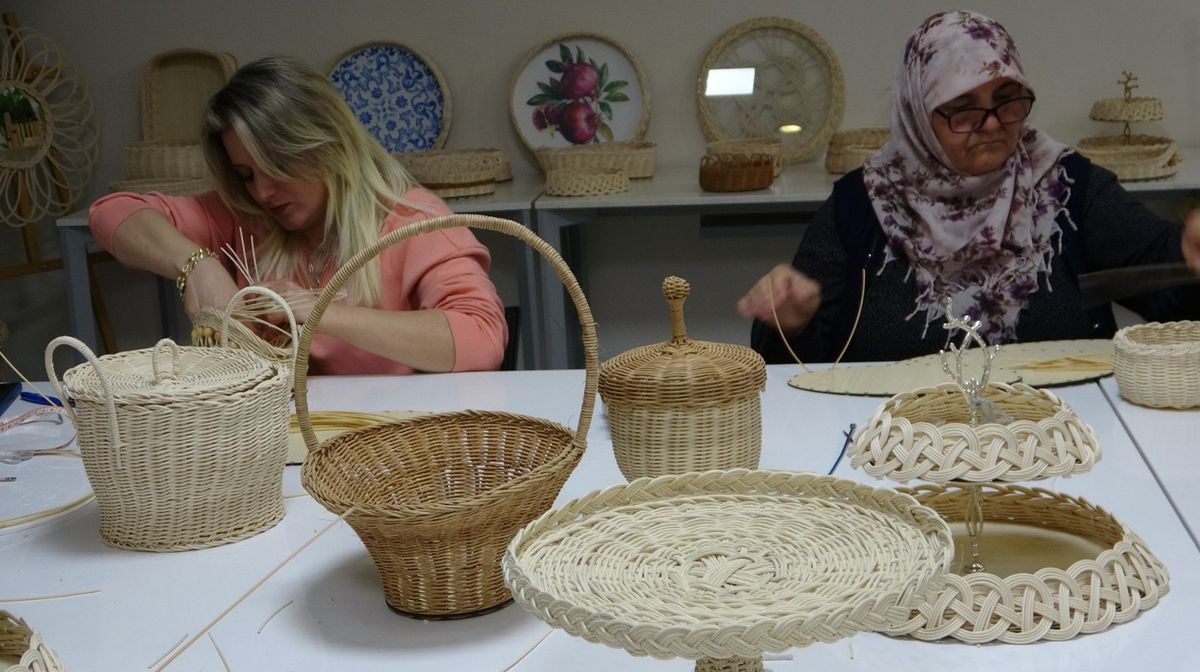Bitlis’te Sepet Örücülüğü Kursu