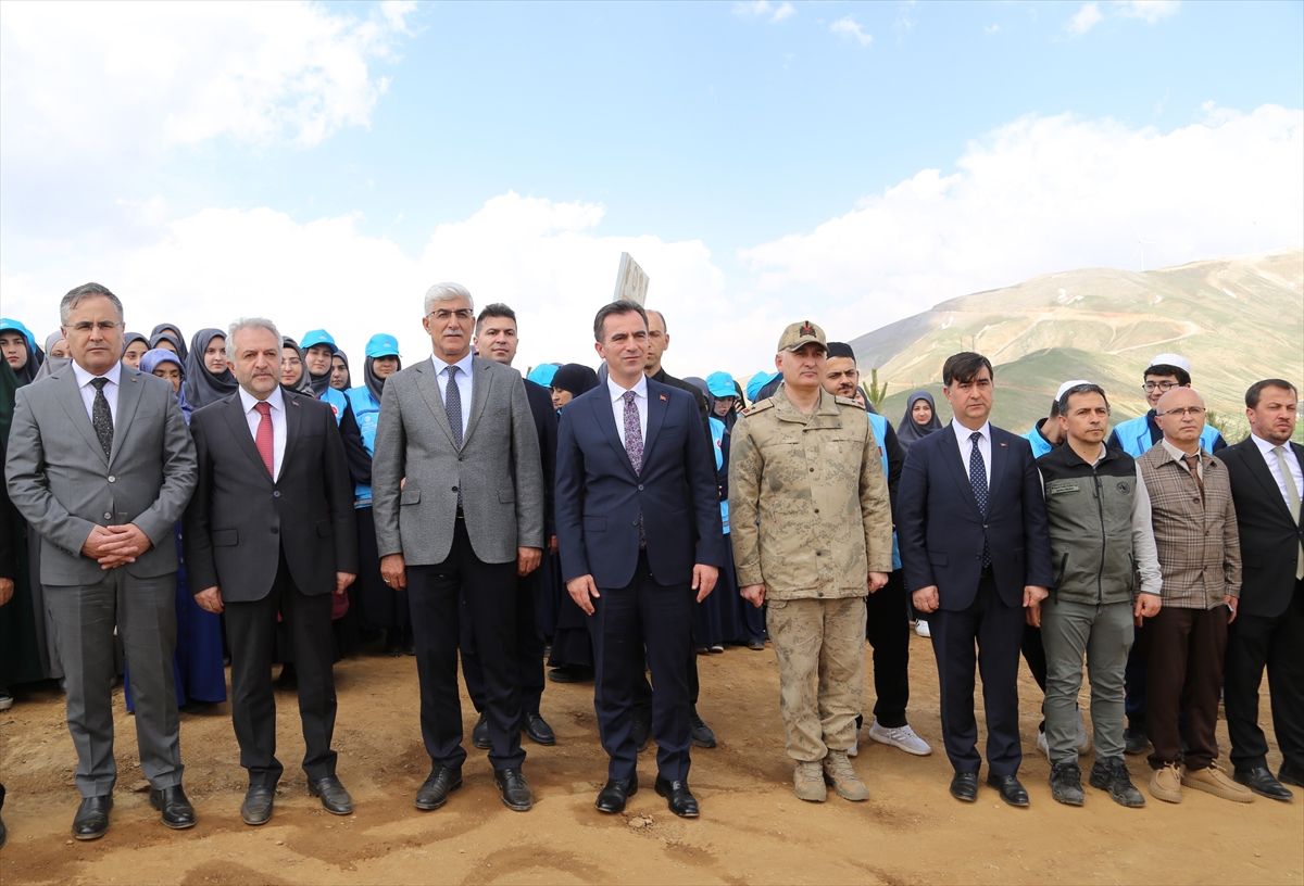 Bitlis’te İyilik Fidanı Projesi Başladı