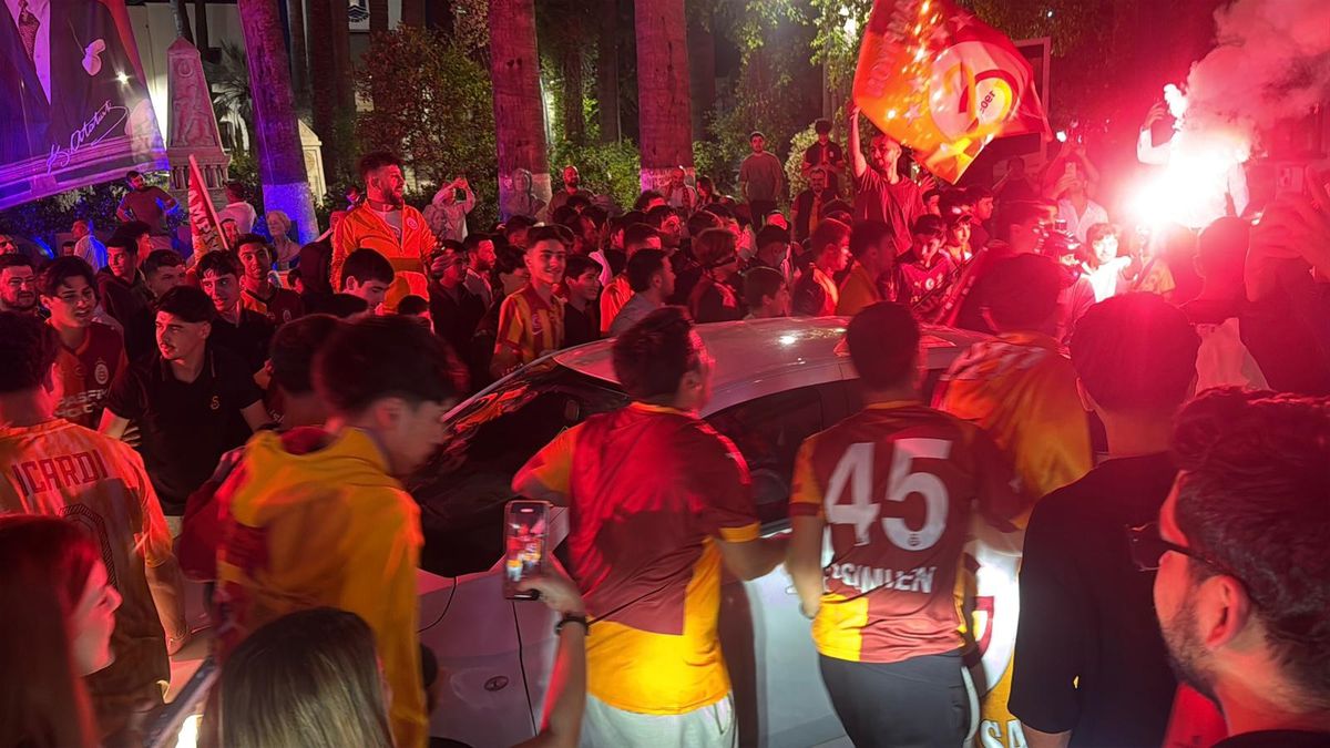 Galatasaray Şampiyonluğunu Bodrum’da Coşkuyla Kutladı