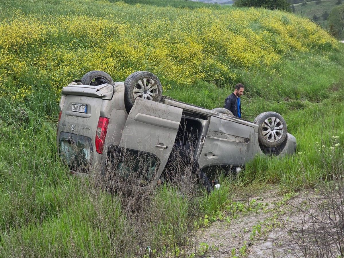 Mudurnu’da Trafik Kazası: 2 Yaralı