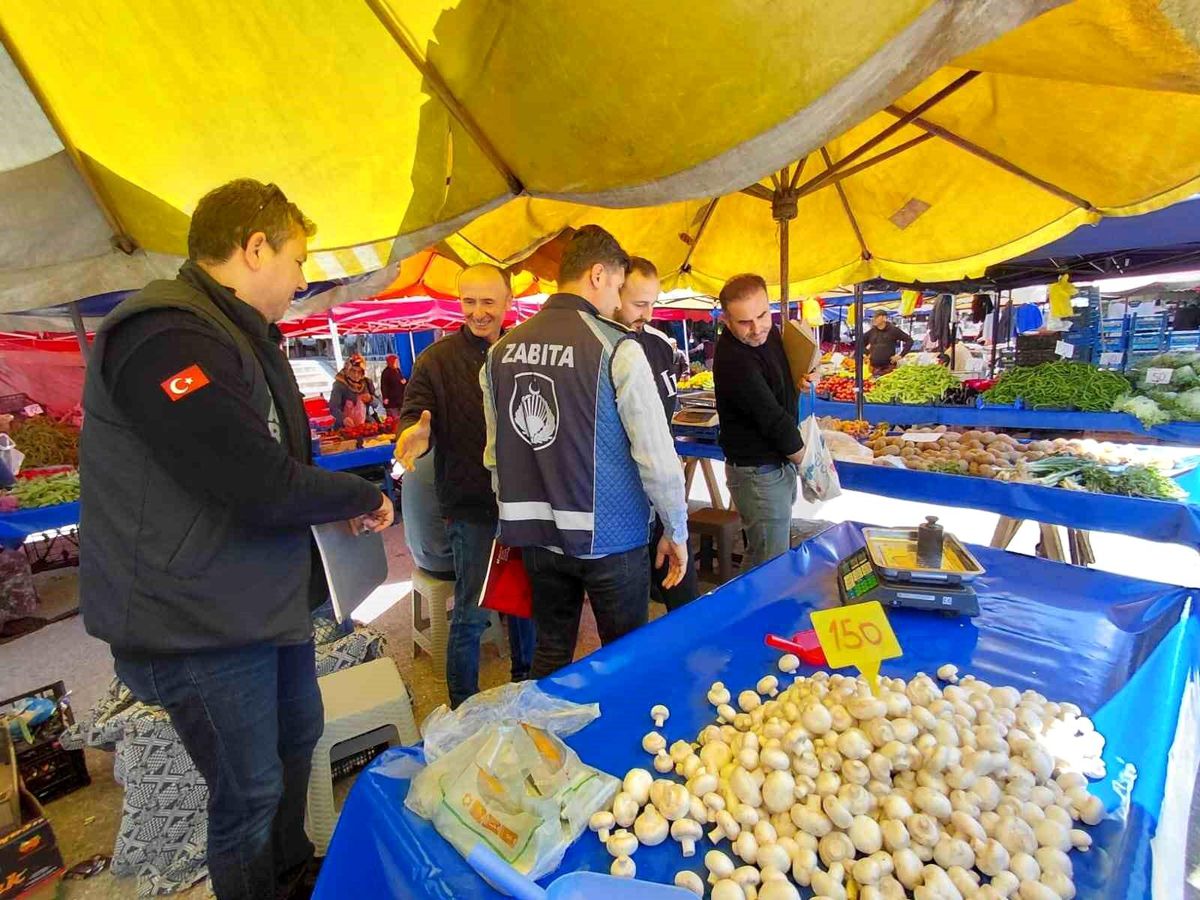 Bolu’da pazarda fiyat ve tartı denetimi