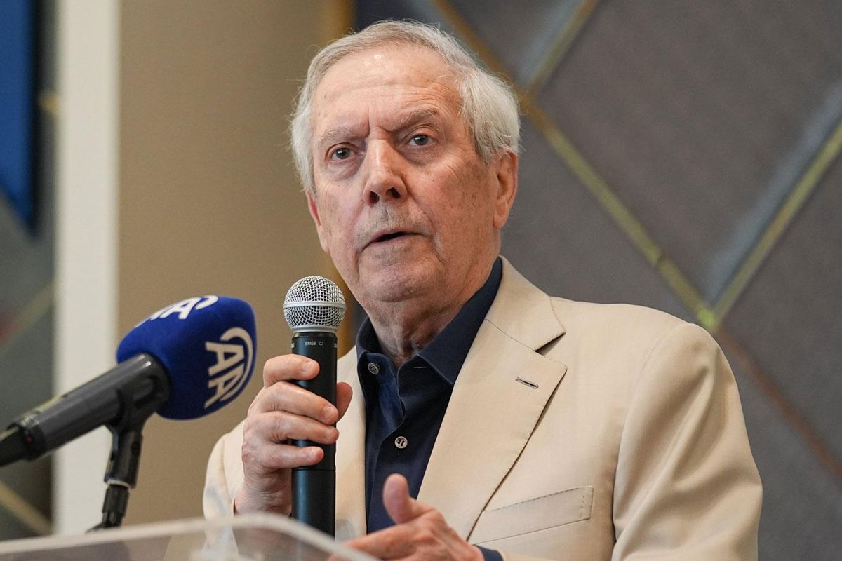 ”Bu gidişatı durdurmak için geliyorum” diyen Aziz Yıldırım’dan transfer müjdesi