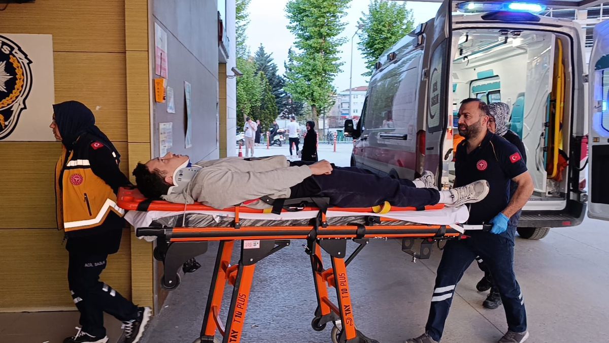 İnegöl’de Motosiklet Kazası: Sürücü Yaralandı