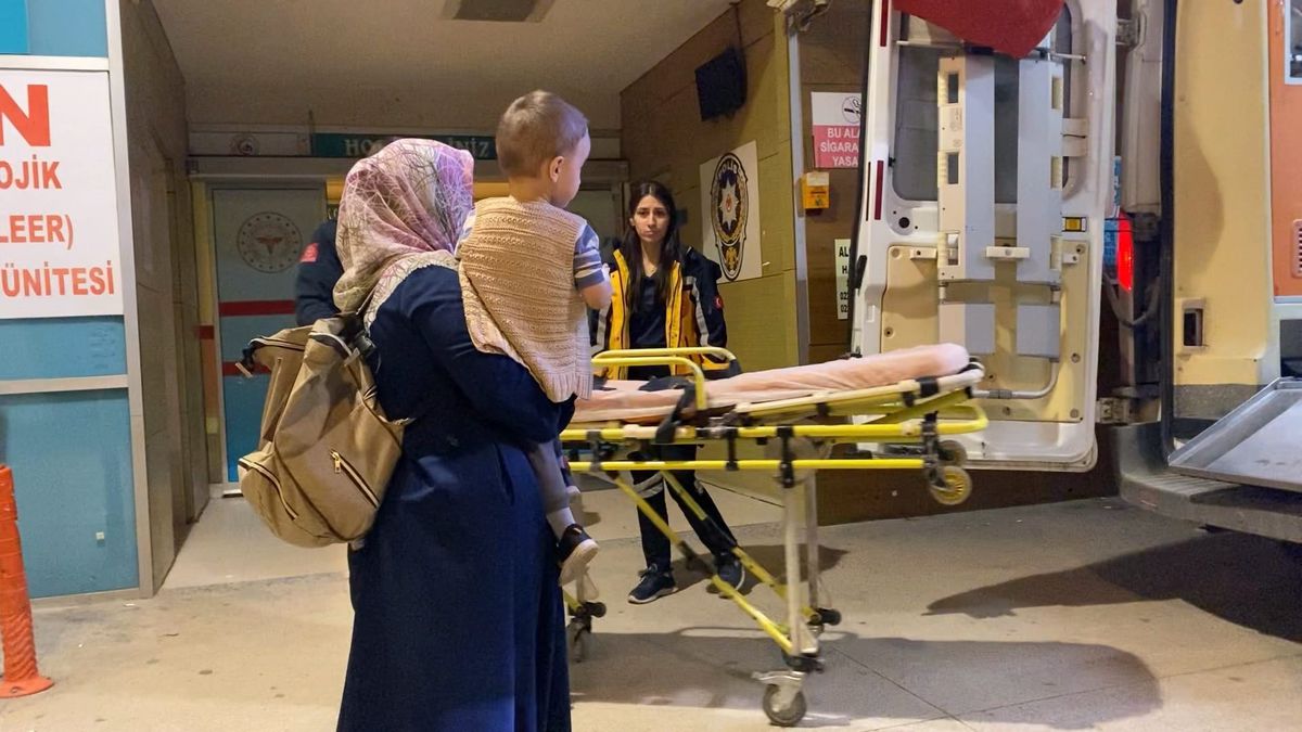 İnegöl’de Çocuk Ranzadan Düşerek Yaralandı