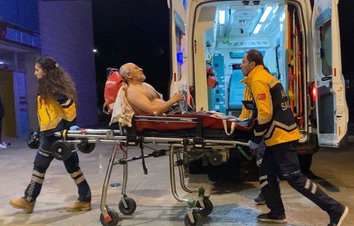 Bursa’da yaptığı işin ücretini istedi, darbedilip bıçaklandı