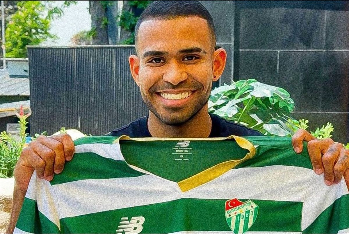 Bursaspor’dan İlk Yabancı Transfer: Juergen Elitim