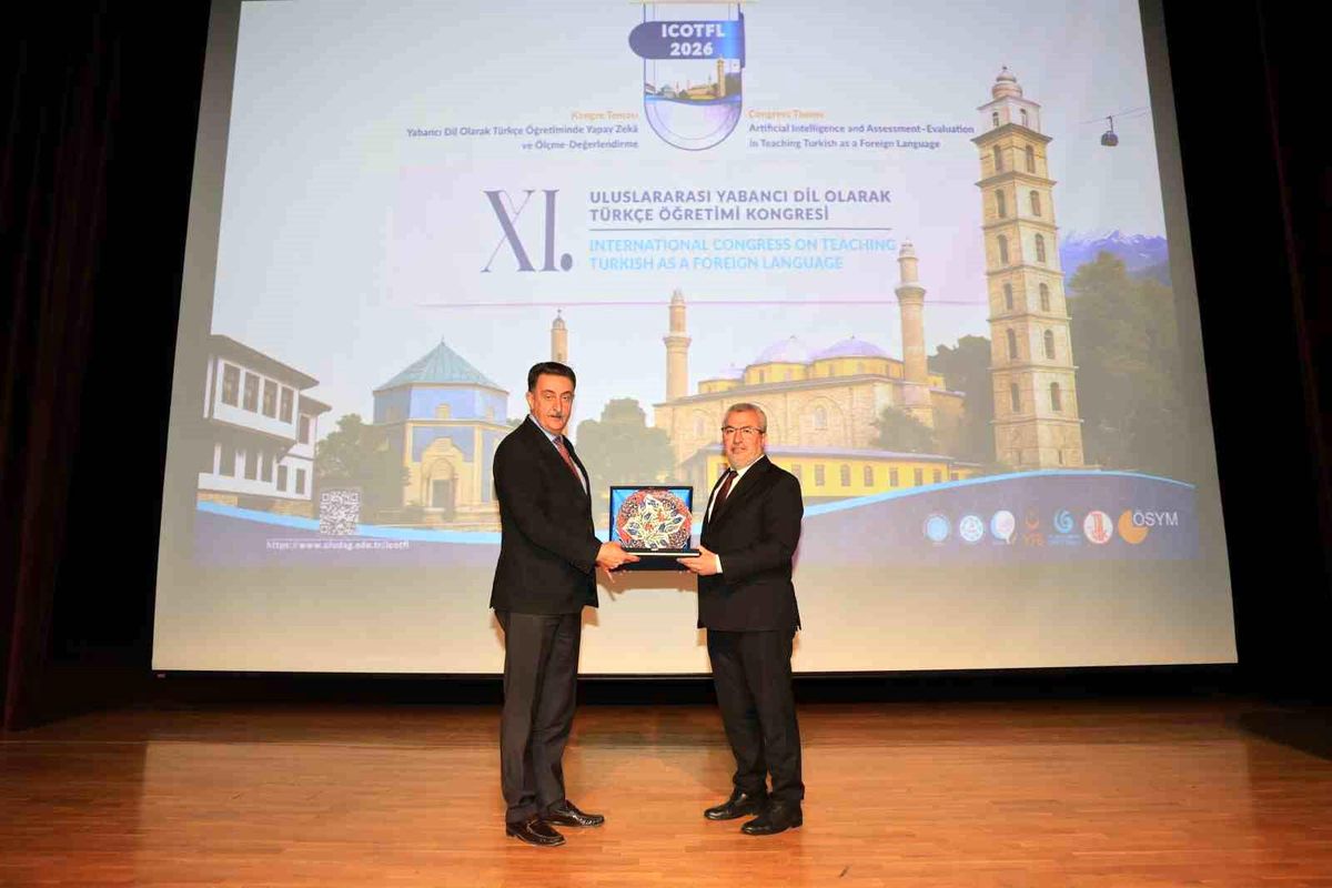 Türkçe Öğretimi Kongresi Yapay Zeka ve Uluslararasılaşmayı Ele Aldı