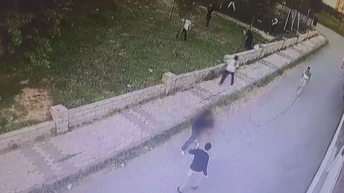 Büyükçekmece’de bıçaklı kavga: 15 yaşındaki çocuk hayatını kaybetti, anlar kamerada