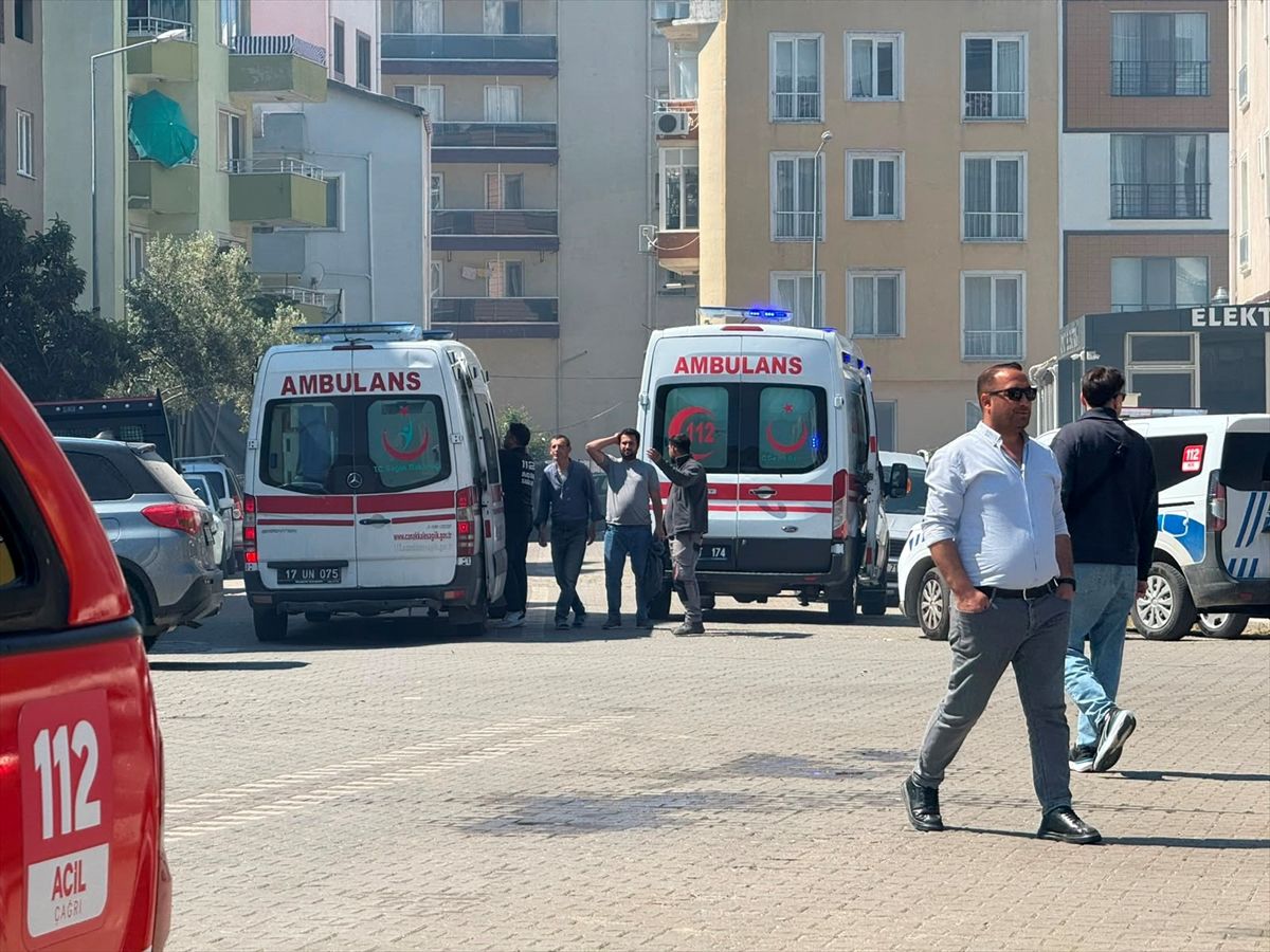 Çanakkale’de Apartman Yangını