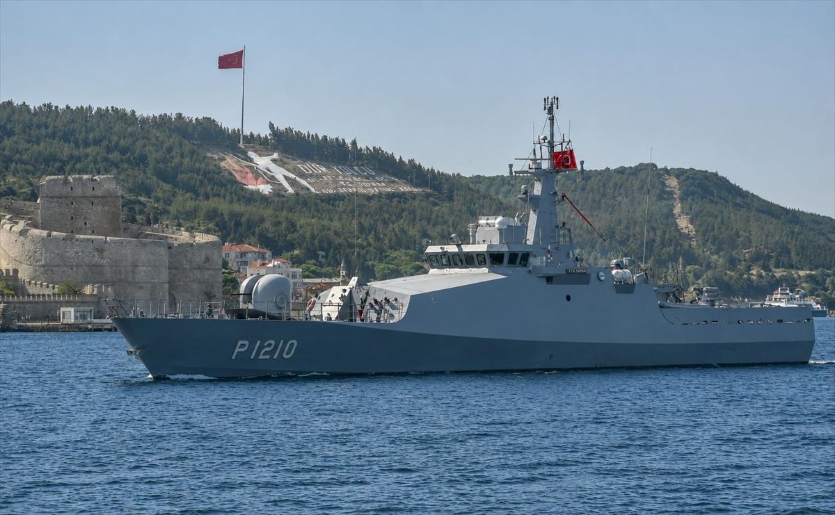 Çanakkale’de Askeri Gemilere Ziyaret