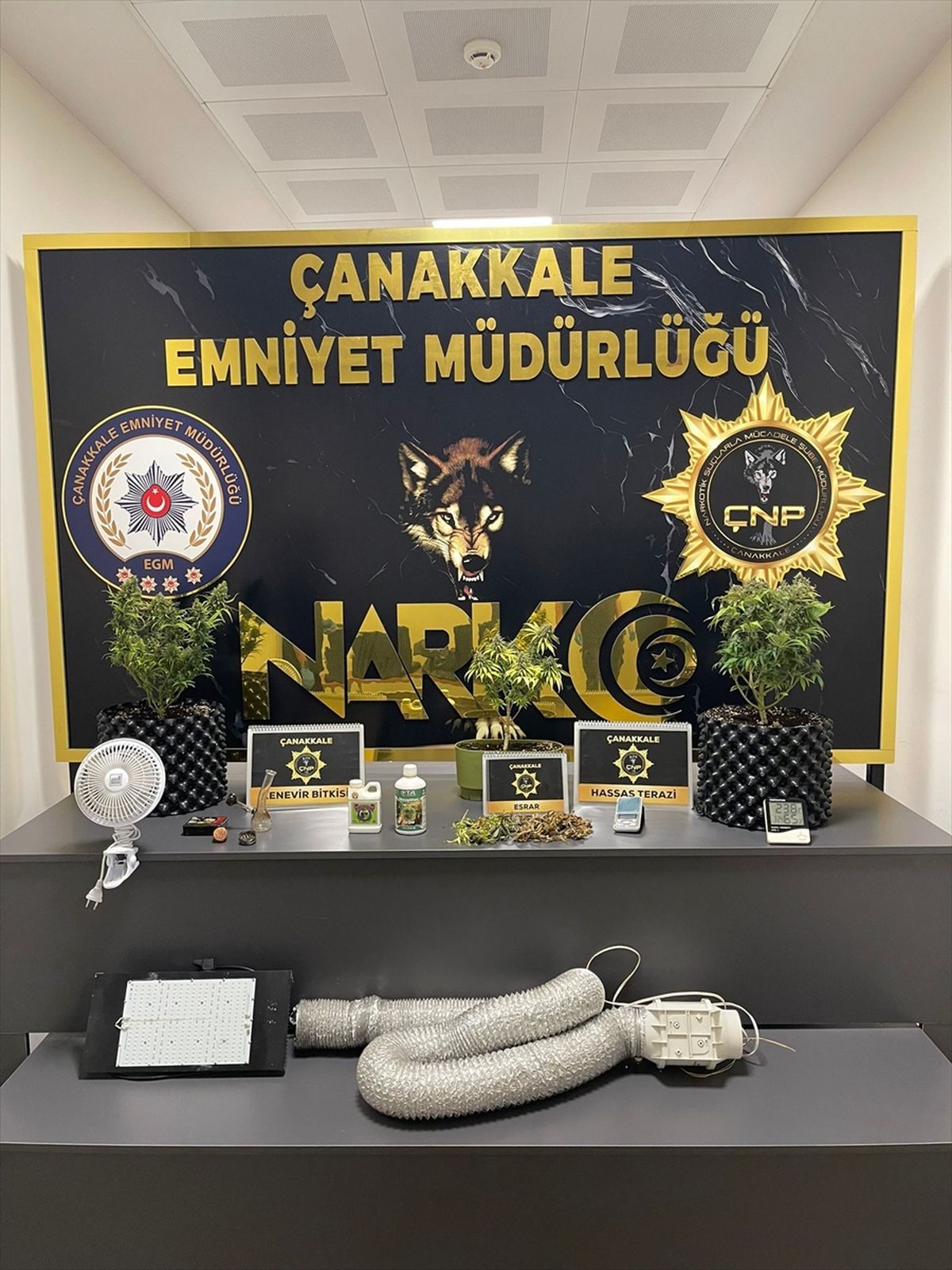 Çanakkale’de Uyuşturucu Operasyonu: 5 Tutuklama