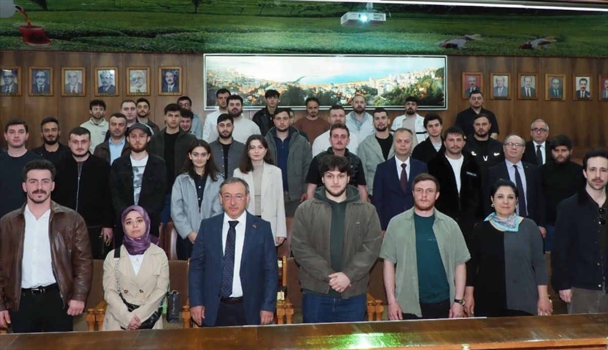 Gençlere Çay Hasadı Eğitimi
