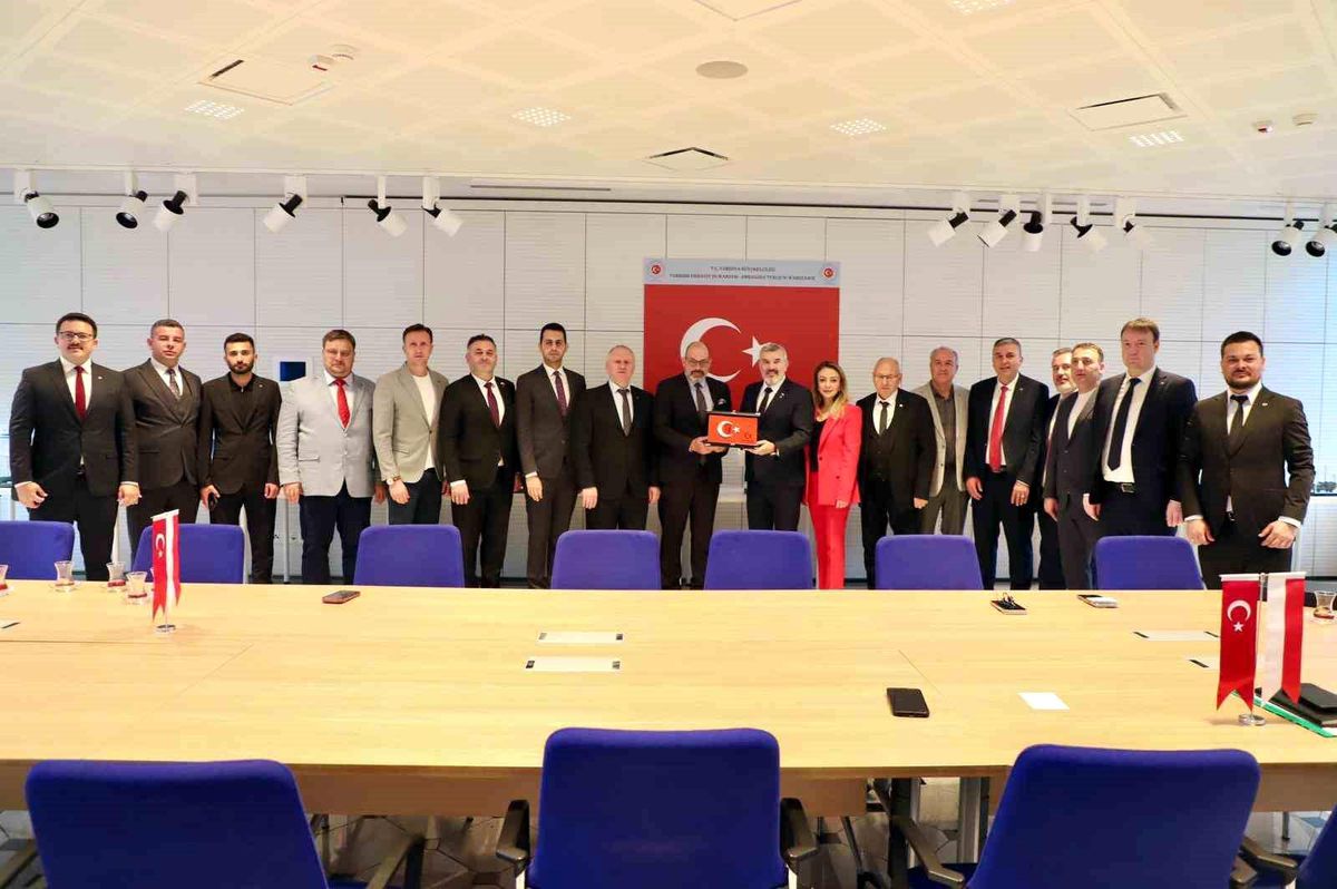Çerkezköy Heyetinden Varşova Büyükelçisi’ne Ziyaret