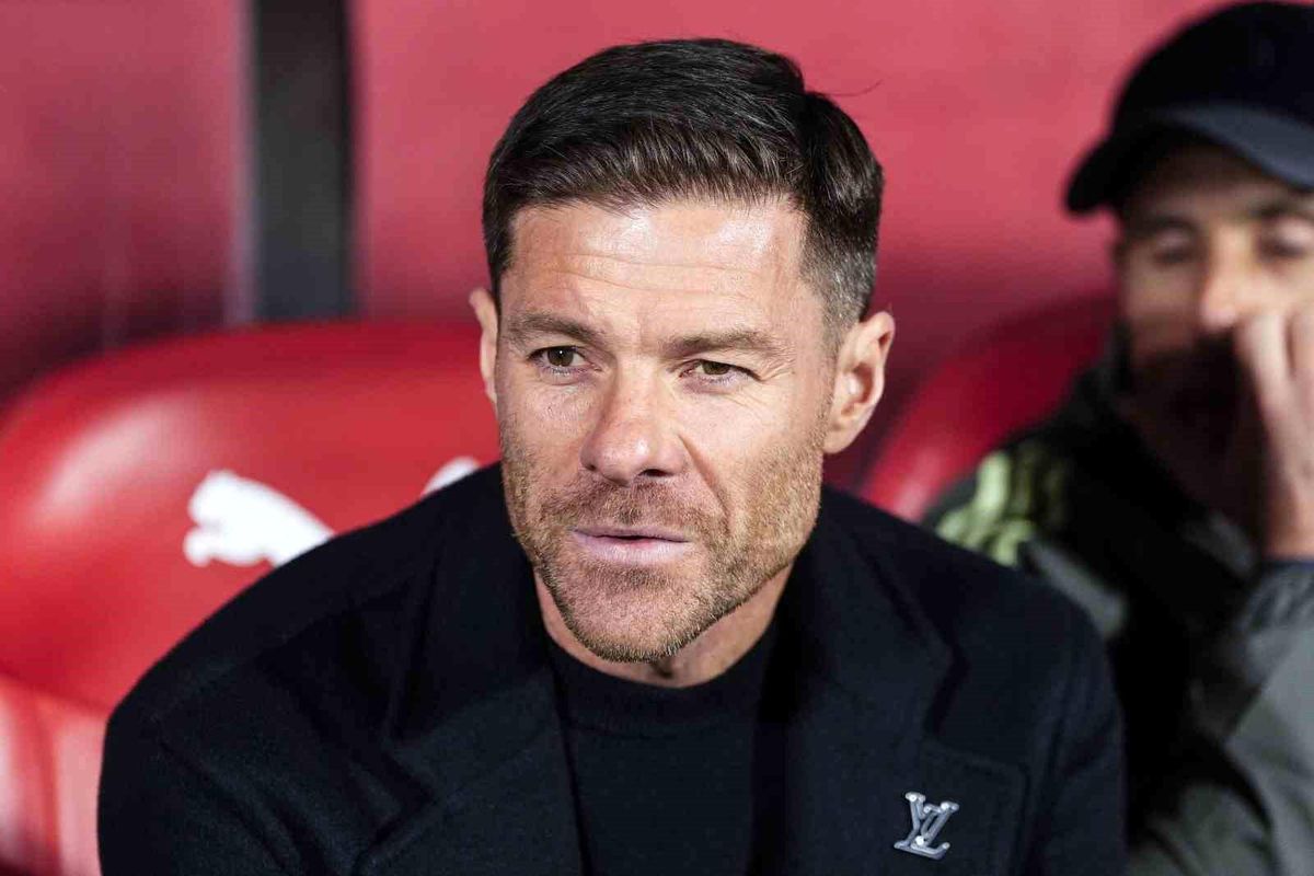 Chelsea, Xabi Alonso ile anlaştı