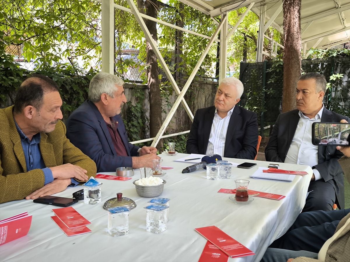 CHP’li Özkan Siirt’te Toplandı
