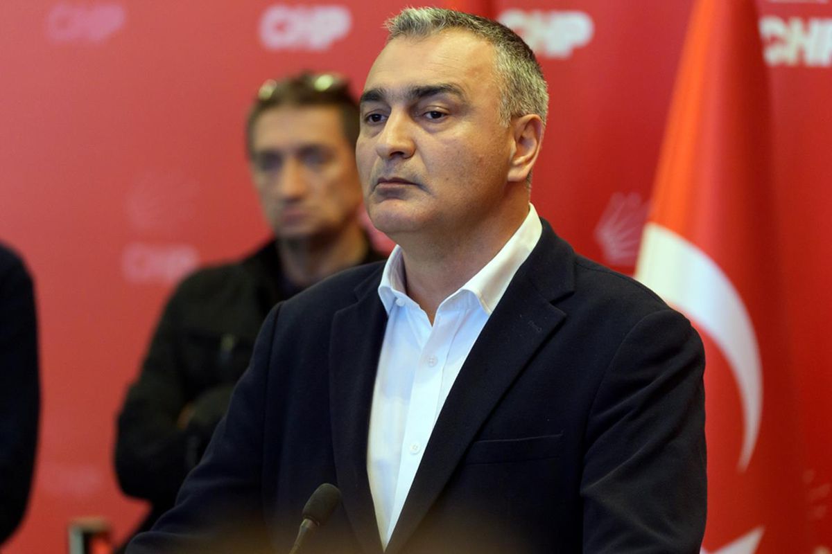 CHP’li Müslim Sarı: Kılıçdaroğlu bayramdan sonra genel merkeze gelecek