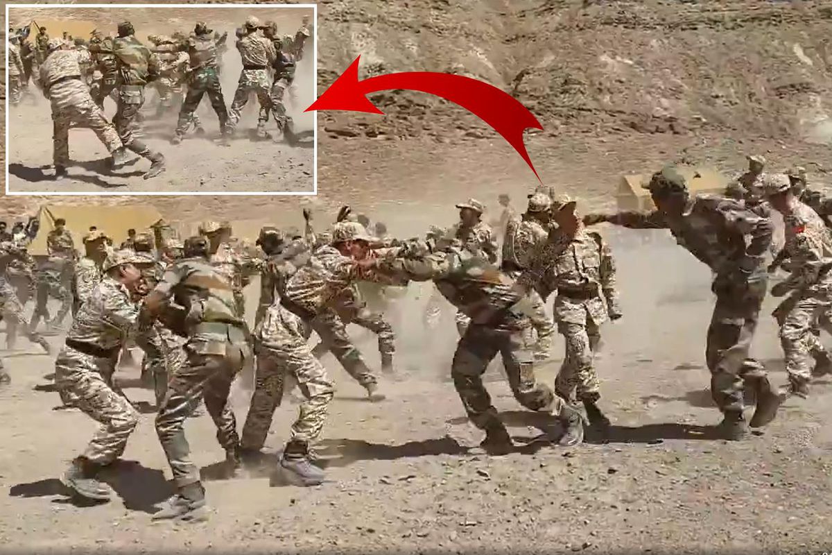 Çin üniforması giydirdiler! Hint ordusundan dikkat çeken tatbikat