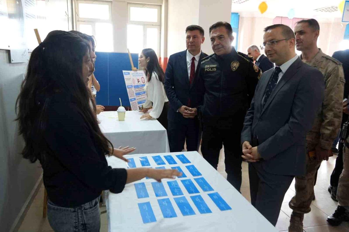 Cizre’de Bilim Fuarı Coşkusu