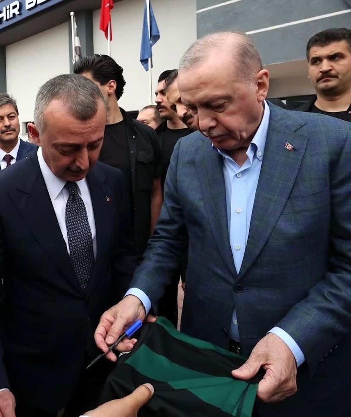 Cumhurbaşkanı Erdoğan’dan Kocaelispor Müzesi’ne imzalı forma