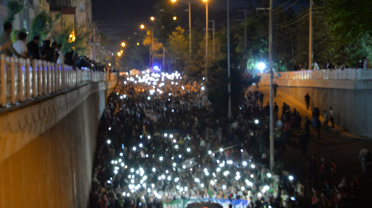 Barış İçin Çerçeve Yasa Çağrısı