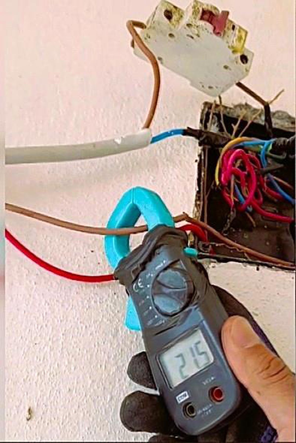Kaçak Elektrik Kullanımına İtiraz Çözümsüz Kaldı