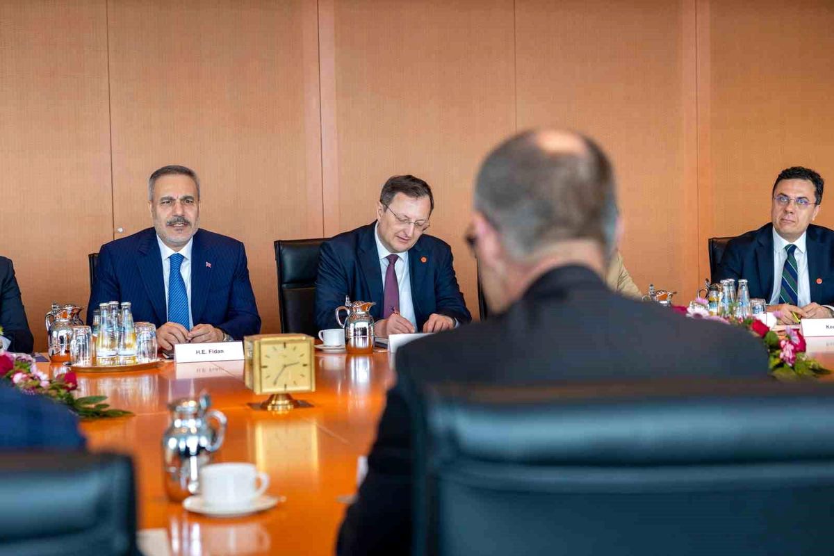 Fidan ve Merz Berlin’de Buluştu