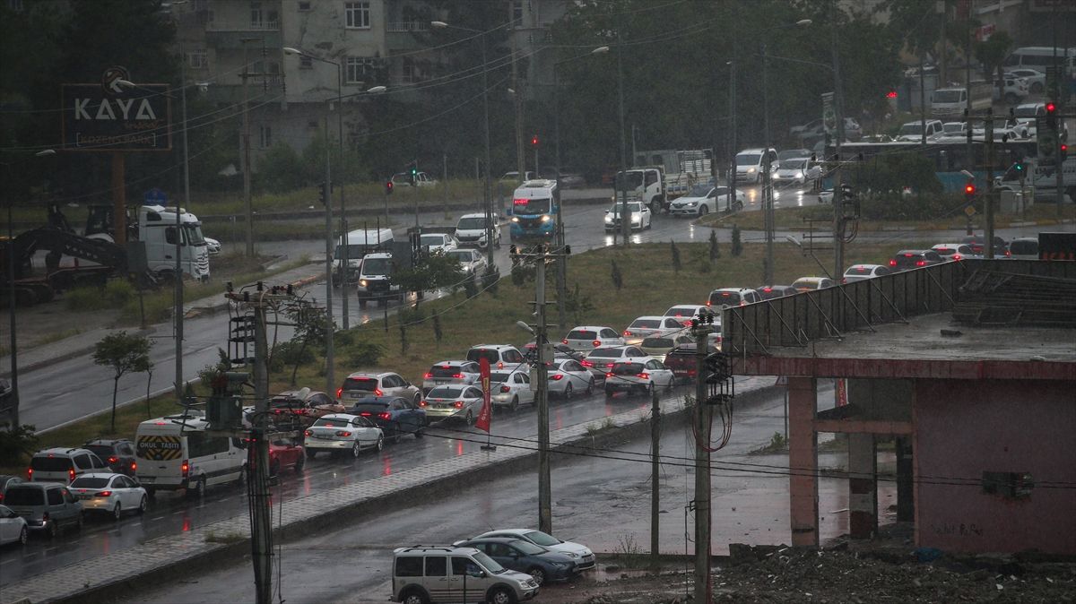 Diyarbakır’da Şiddetli Sağanak
