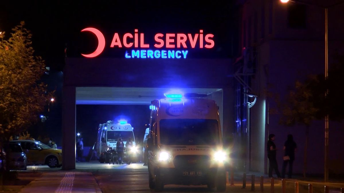Diyarbakır’da Kutlamalarda 11 Yaralı
