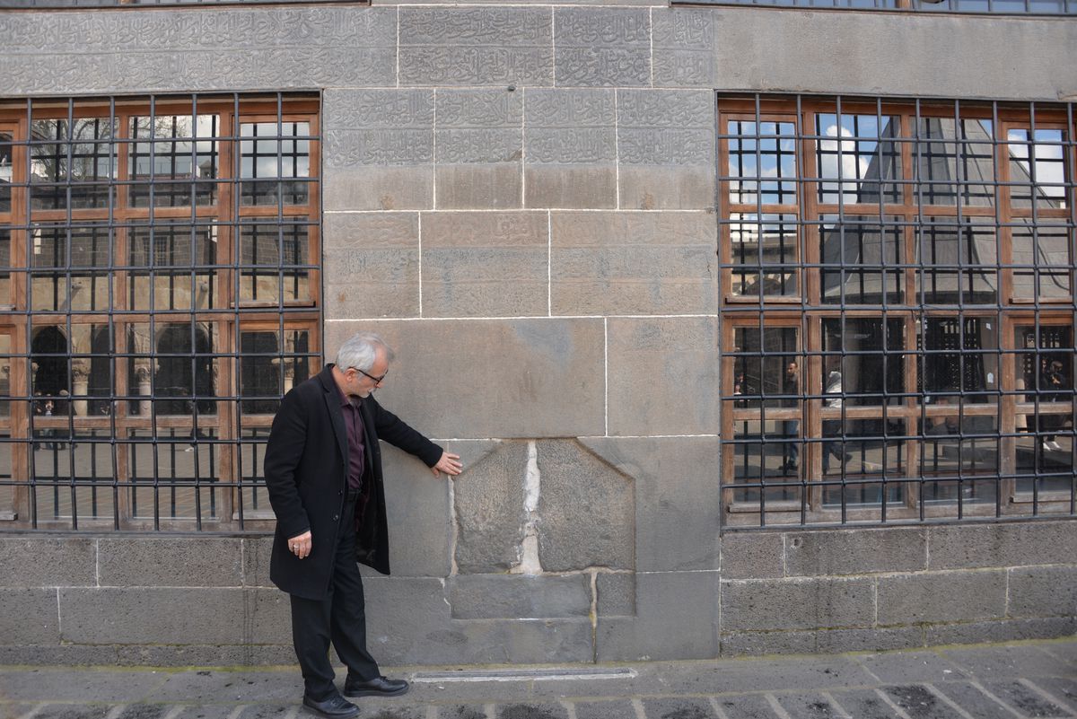 Diyarbakır’da Kayıp Kitabeler Araştırılıyor