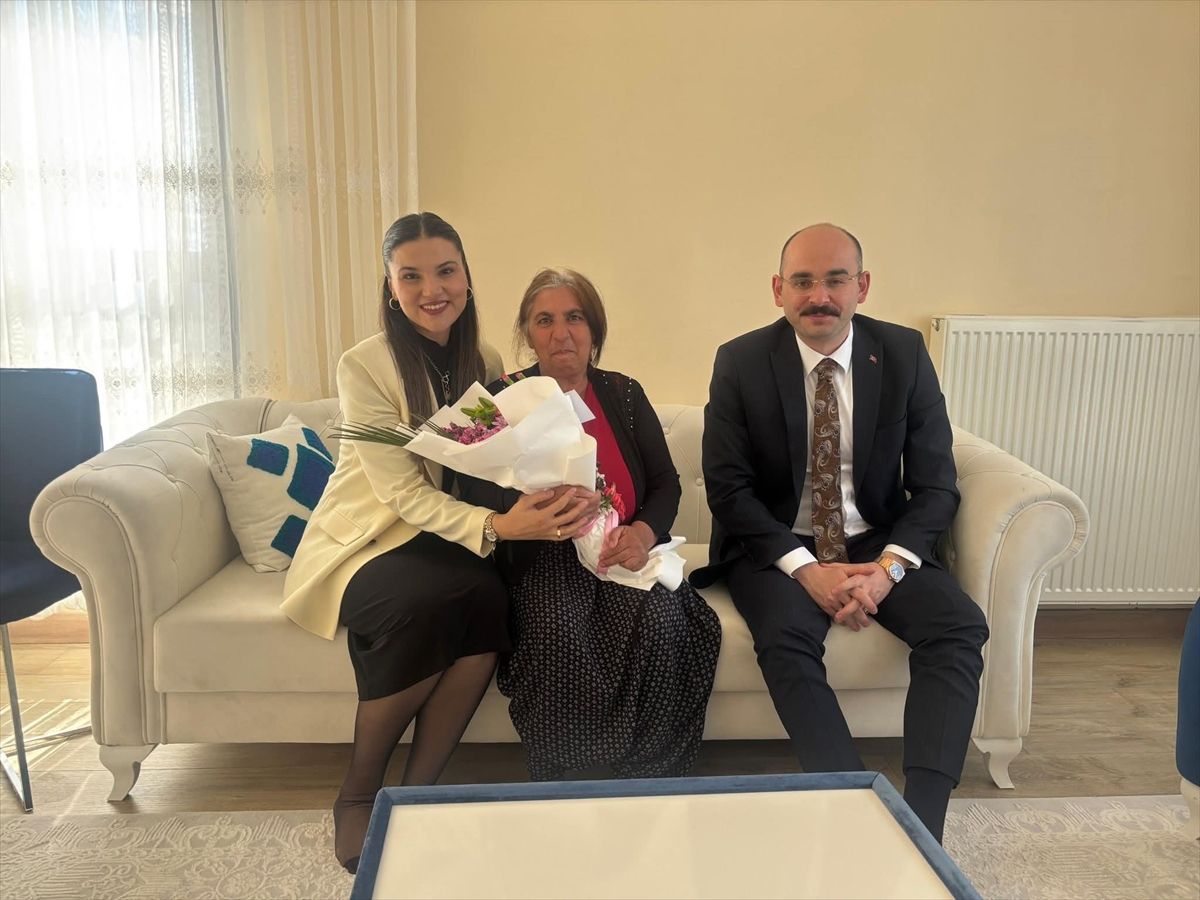 Doğanşehir’de anneler ziyaret edildi