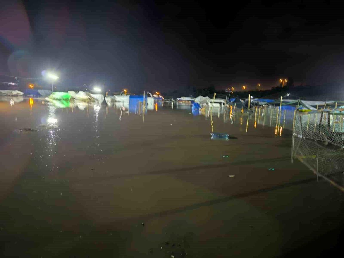 Hatay’da Şiddetli Yağış Hayvan Pazarını Vurdu