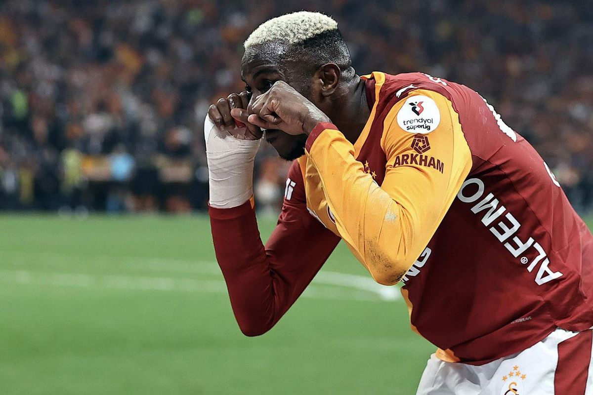 Dünyaca ünlü eski futbolcudan Osimhen çağrısı: Manchester United’a gelirse mutlu olurum