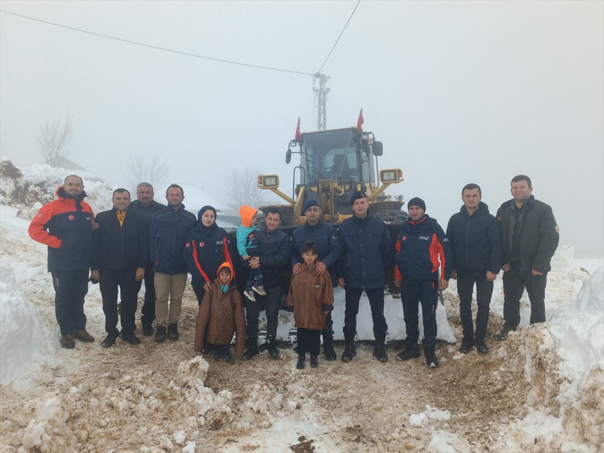 Düzce’de Mahsur Kalan Aile Kurtarıldı