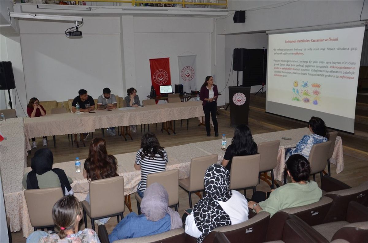 Edirne’de Sağlık ve Enfeksiyon Eğitimi
