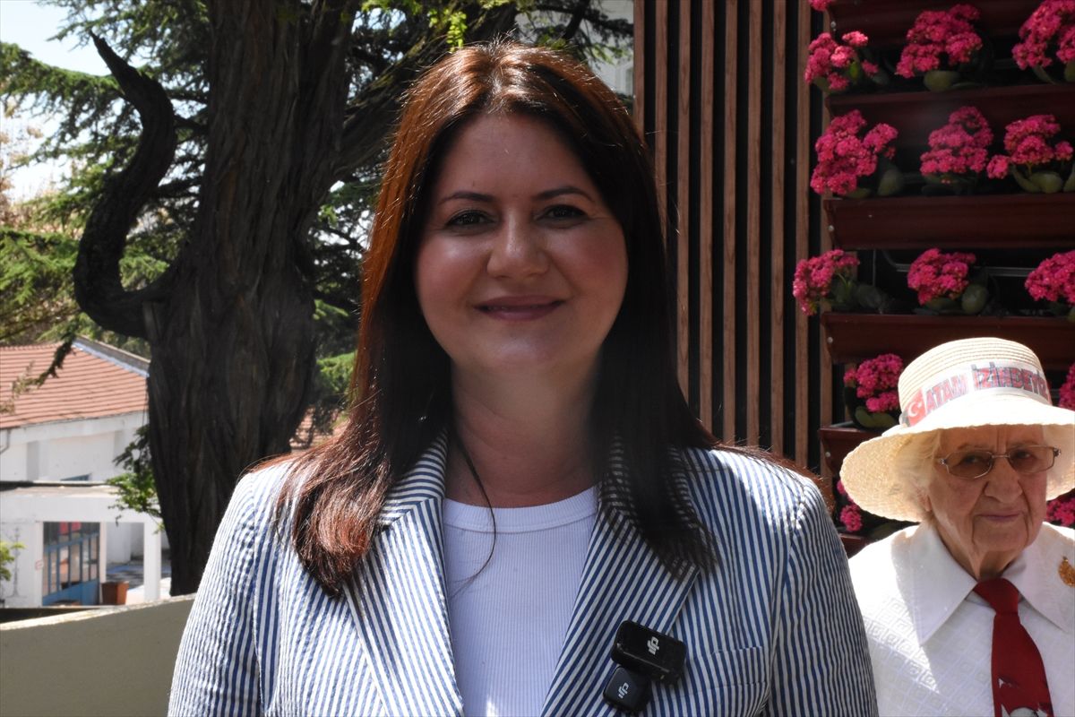Edirne’de Anneler Günü programı düzenlendi