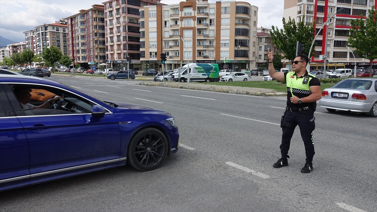 Kurban Bayramı’nda Edremit’te Yoğun Trafik