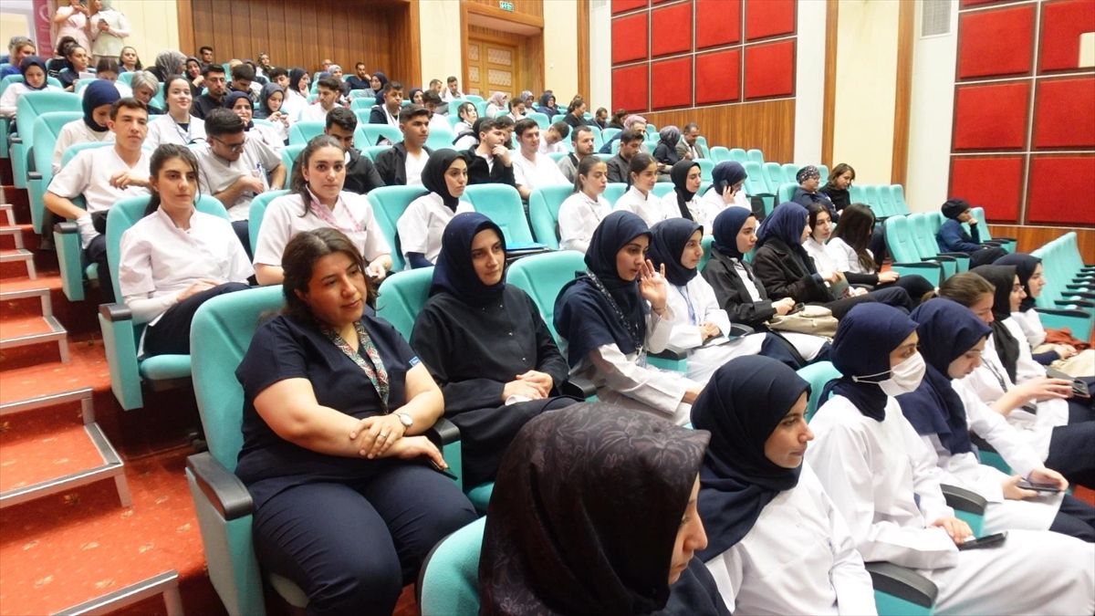 El Hijyeni Konferansı Elazığ’da