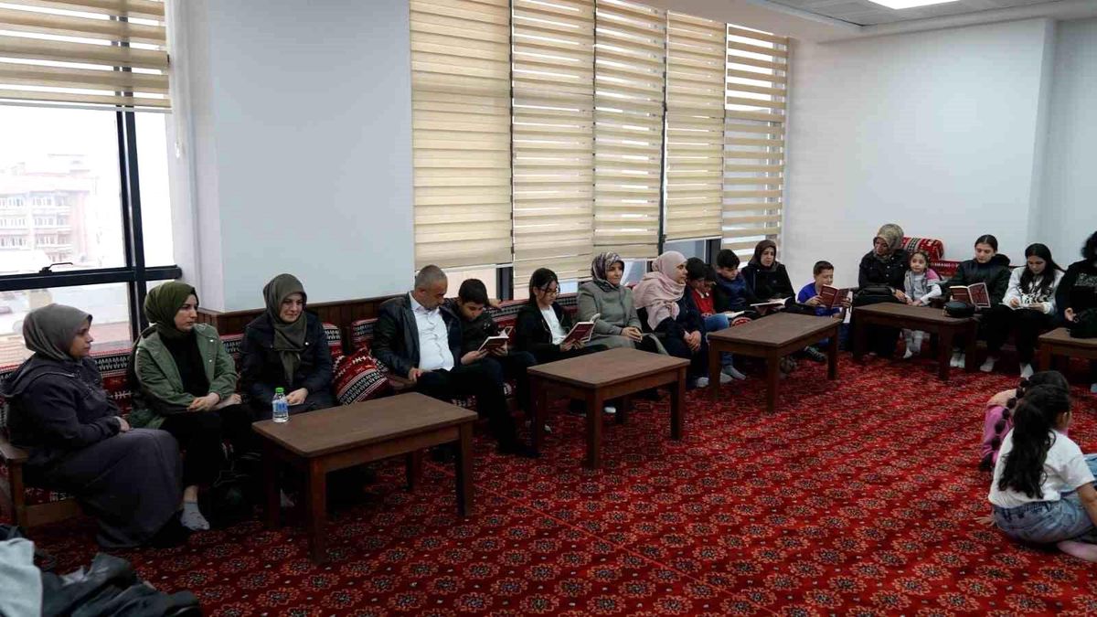 Elazığ’da ‘Ailemle Okuyorum’ etkinliği